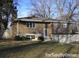 2820 Pioneers Blvd, Lincoln, NE 68502