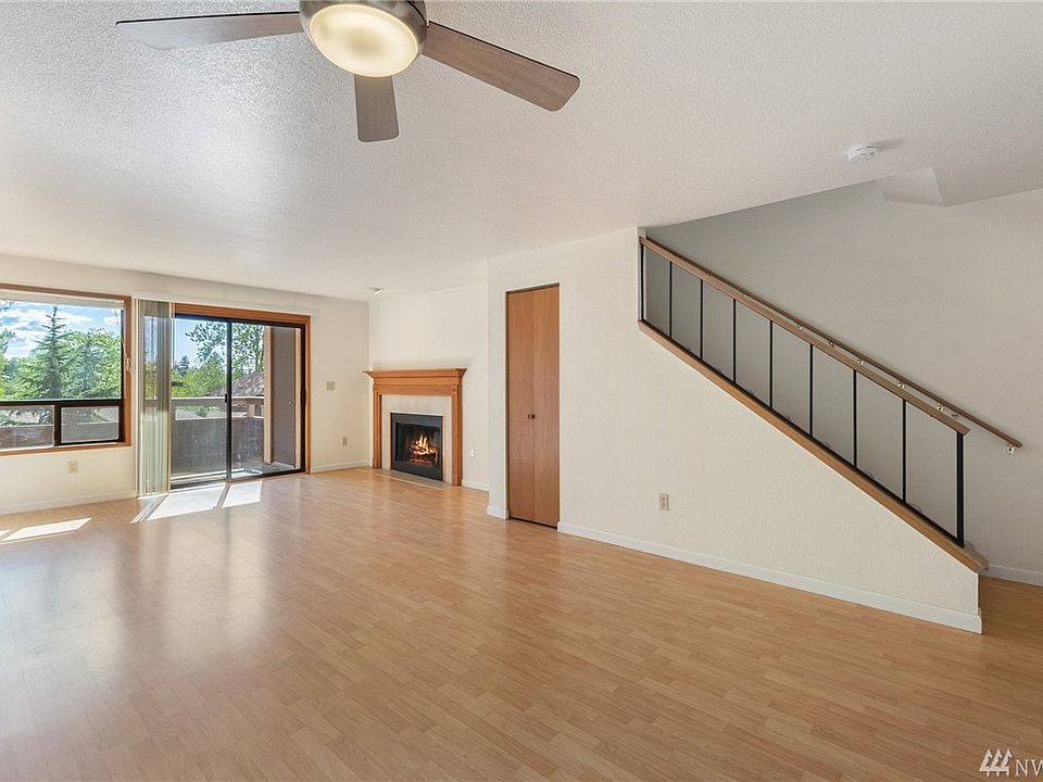 1st image of 136 Summit Ave N #B8
