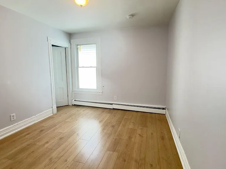 51 Worrall Ave #2 — Photo 5