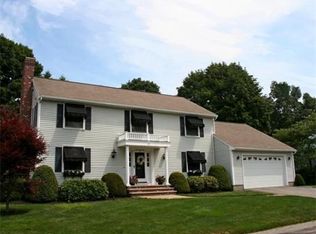 10 Velma Rd, Wakefield, MA 01880