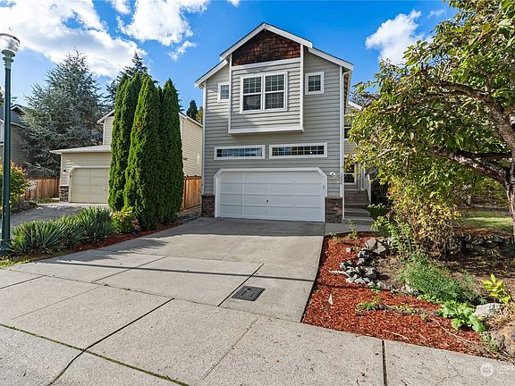 4th image of 1220 69th Avenue E