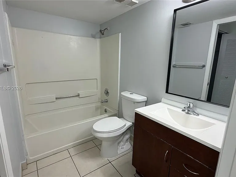 15221 SW 80th St #406 — Photo 12