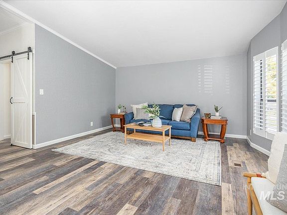 4th image of 8380 W Willowpark Dr