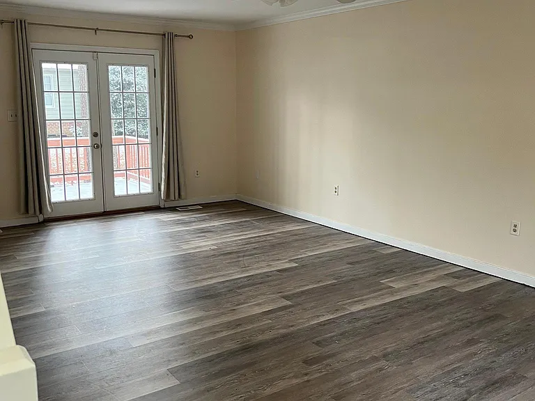 2609 Tavern Way — Photo 4
