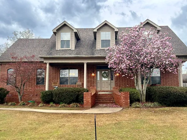 307 Red River Dr, Sherwood, AR 72120