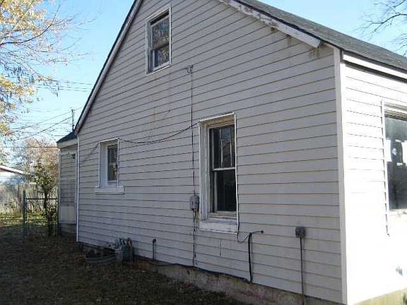 2nd image of 1316 E Sumner Ave