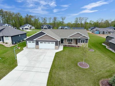 2128 Clover Field Dr, Green Bay, WI, 54313
