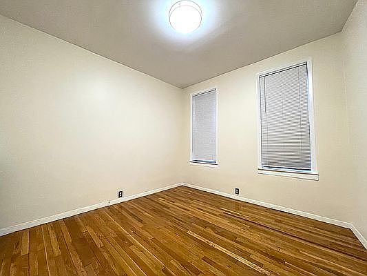 3rd image of 3411 42nd St APT 1