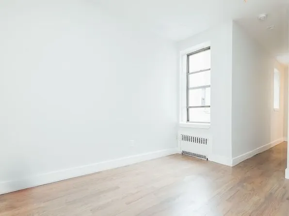 411 Chauncey Street image 3 of 17