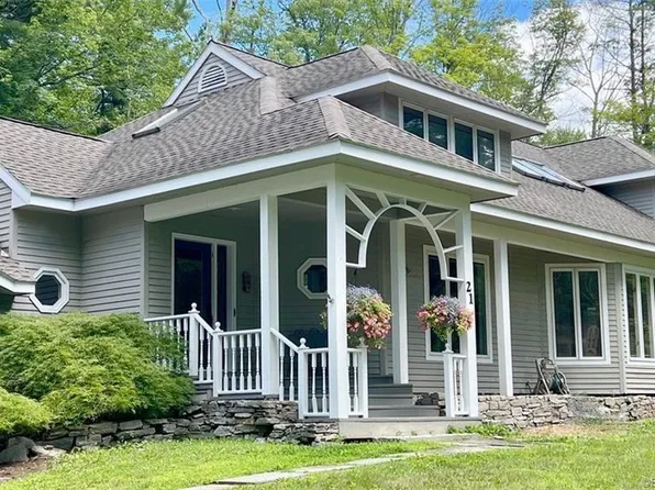 21 Brynmoor Court, Goshen, CT 06756