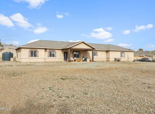 10930 S Banjo Way, Mayer, AZ 86333