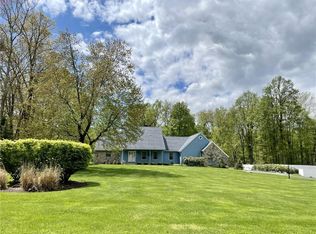 6 Fox Run, Hopewell Junction, NY 12533