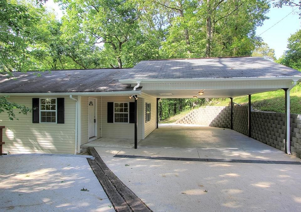 15065 Log Cabin Ln, Soddy Daisy, TN 37379 Zillow