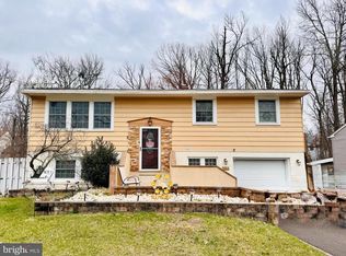 707 Sunset Dr, Somerdale, NJ 08083