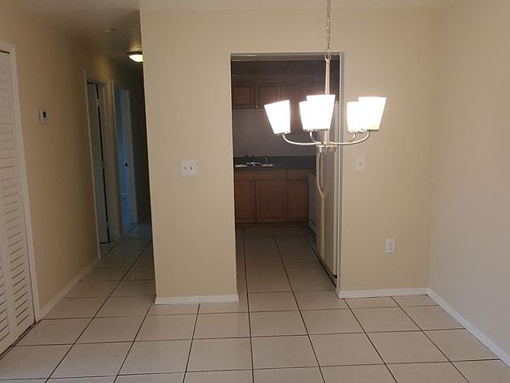 3rd image of 3704 Broadway APT 319