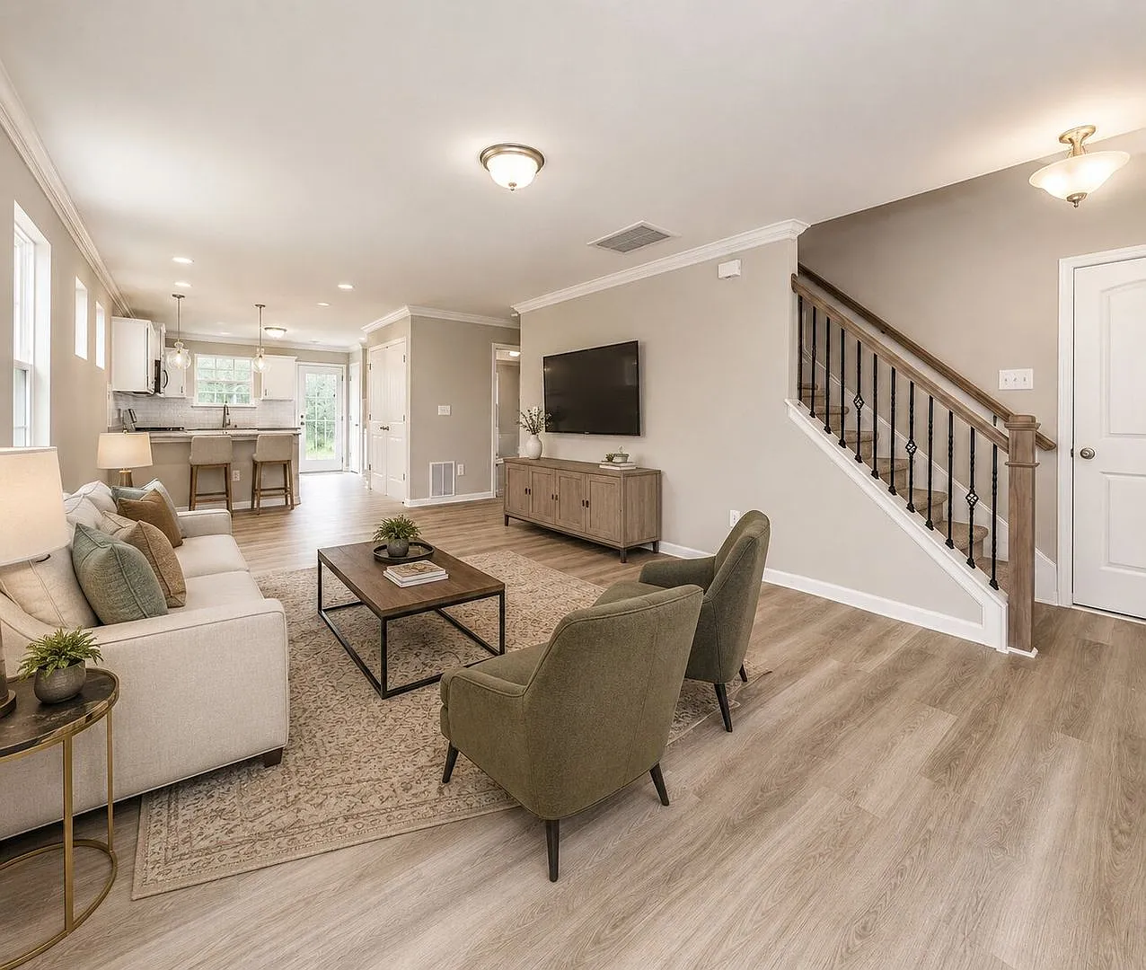 3-Bedroom Townhome with Patio in Greensboro — Photo 2