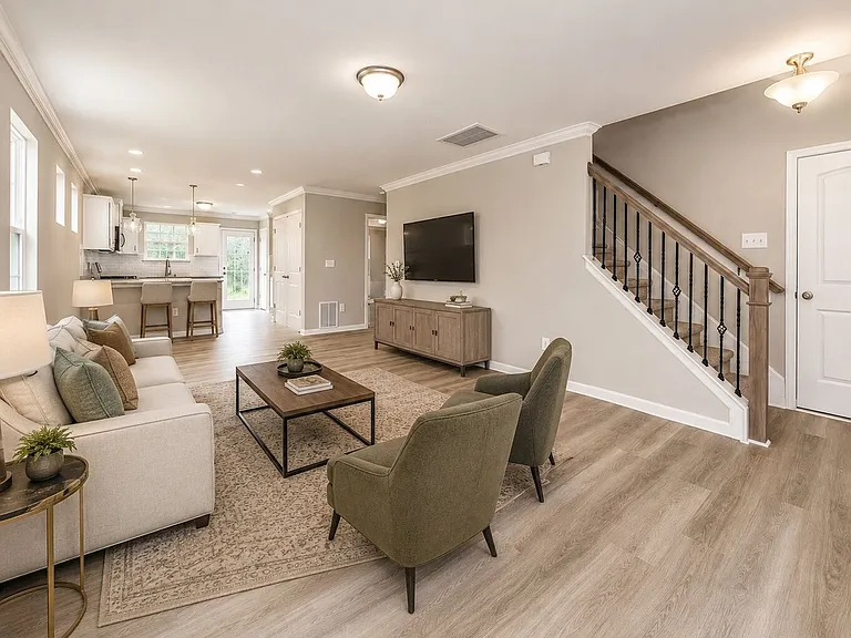 4020 Winding Vine Ln — Photo 2