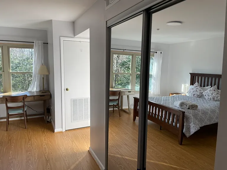 40 Sandstone Ct #L — Photo 12