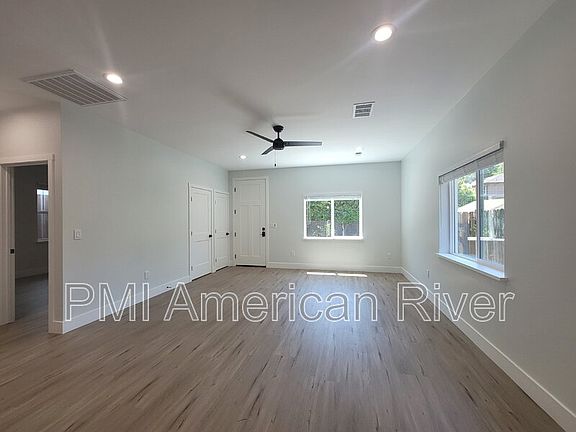 4th image of 1221 Uptown Aly