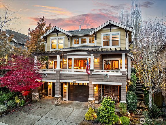 2nd image of 1607 Lyons Avenue NE