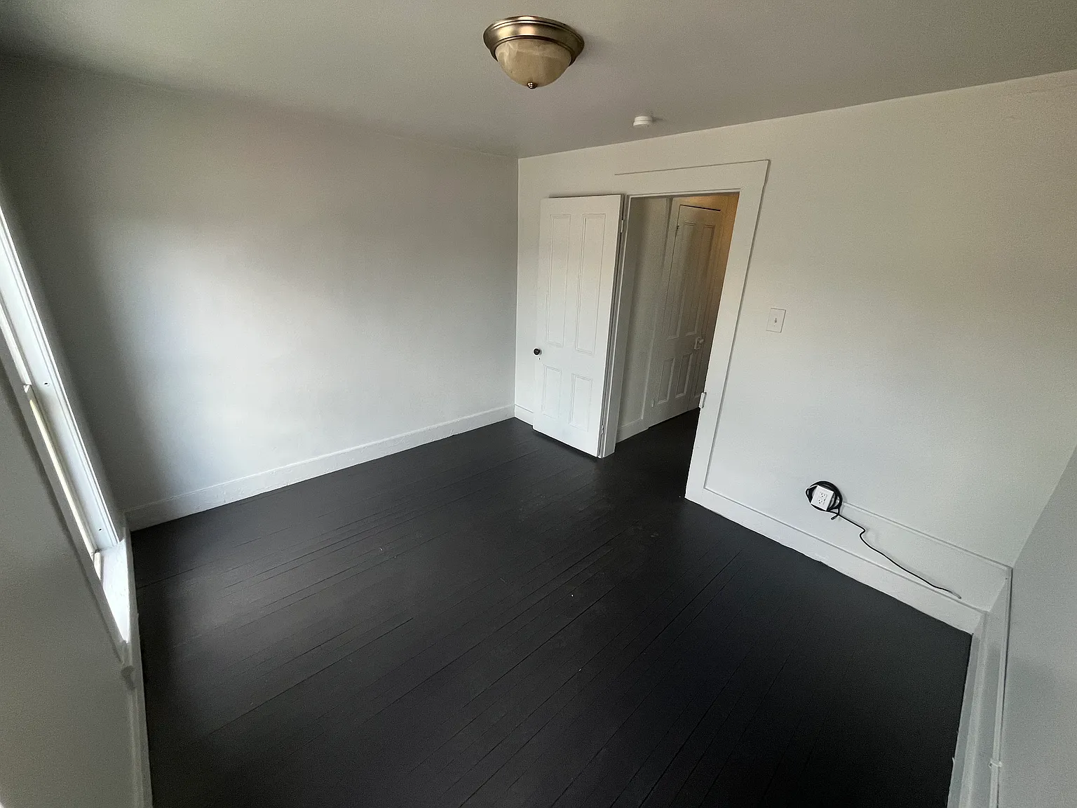 3 bed, 1500 sqft, $1,350 — Photo 3