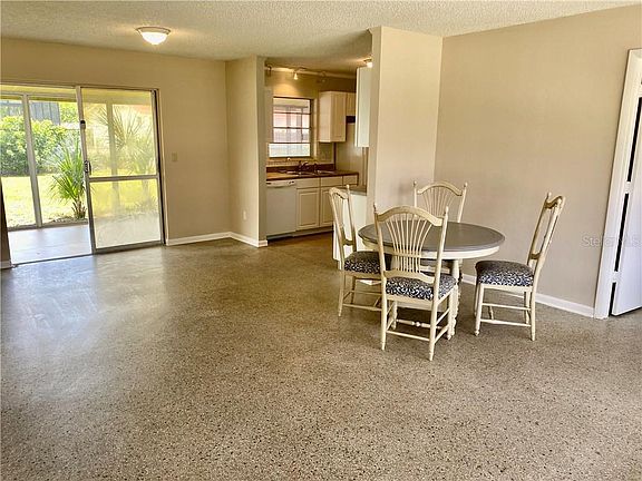 4th image of 6201 Tampa Shores Blvd
