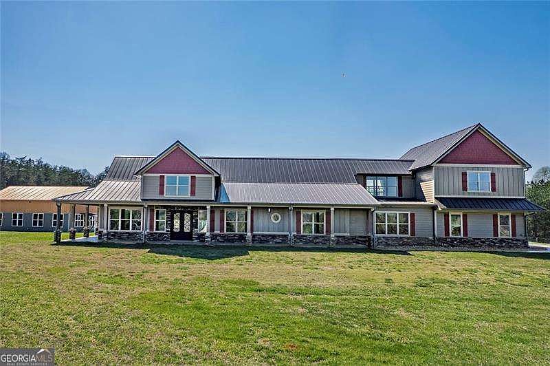 1st image of 15 Lauren Ln NE