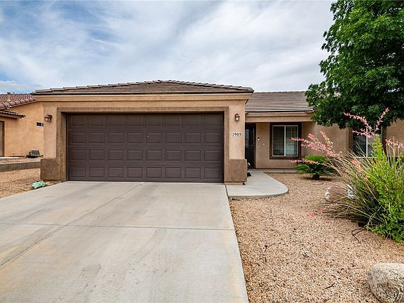 3rd image of 2903 E Casa Bonita