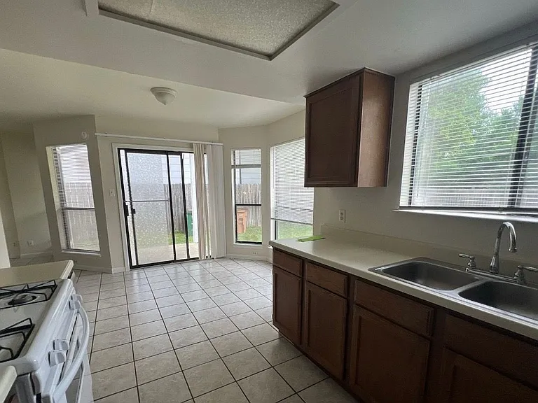 4907 Cana Cv #A — Photo 6