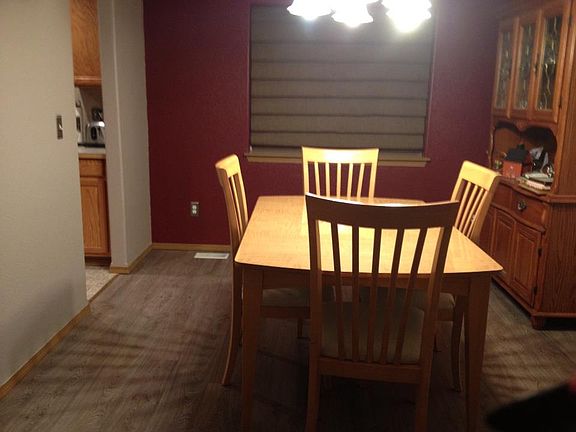 New floor in Dining area!