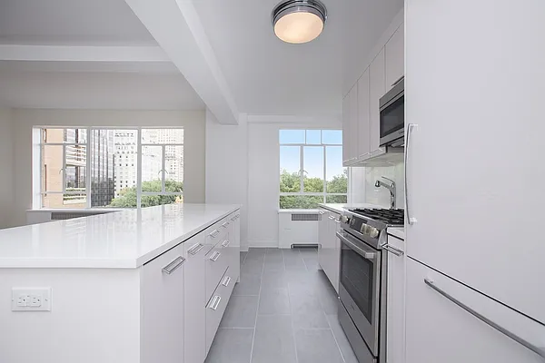 Rented by Central Park South Associates | media 3
