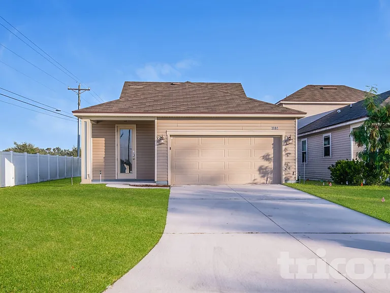 3088 Holly Grove Ln — Photo 1