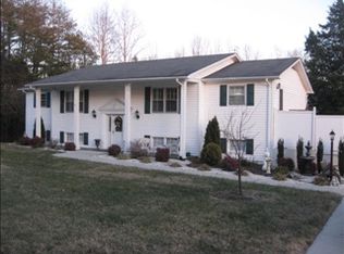 2269 Red Marshall Rd, Pelham, NC 27311