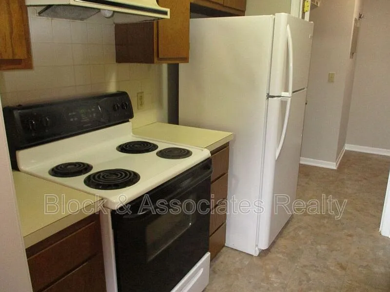 2 bed, 2.0 bath, $975 — Photo 4