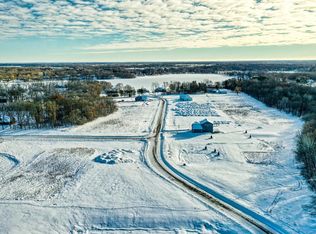 7409 255th St, Wyoming, MN 55092