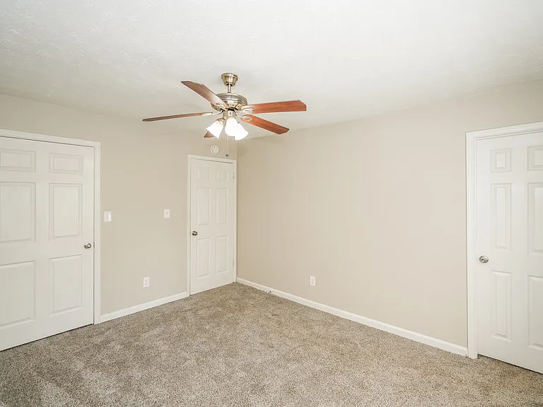 3221 Jessica Dr — Photo 11