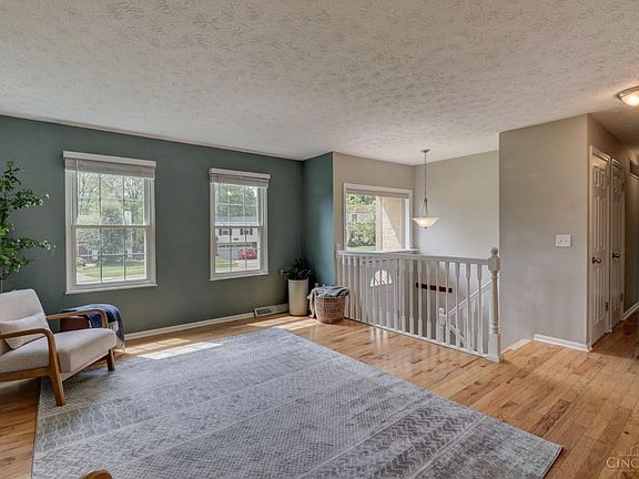 5th image of 312 Wilmington Dr