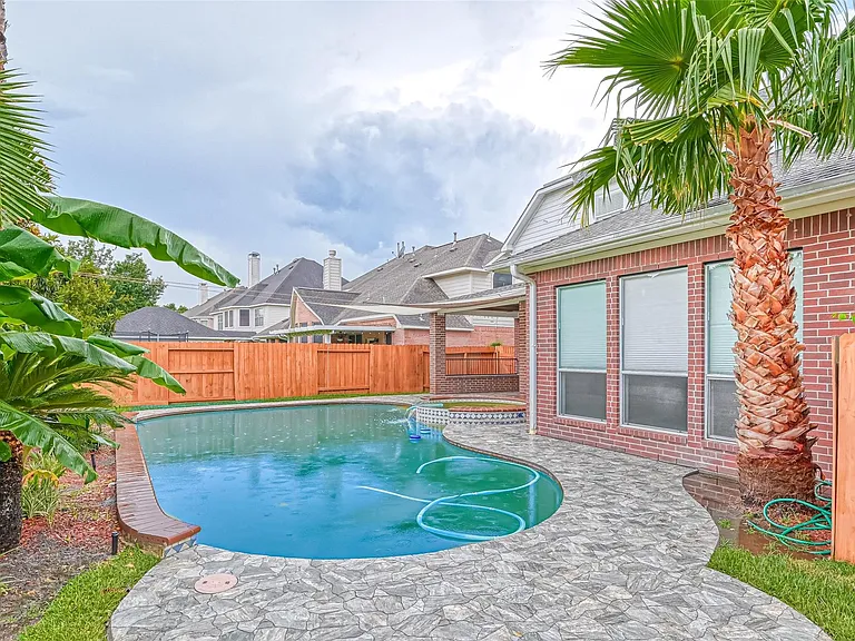 22011 Windmill Bluff Ln — Photo 42