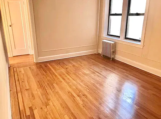 Rented by RealTegrity NY LLC | media 3