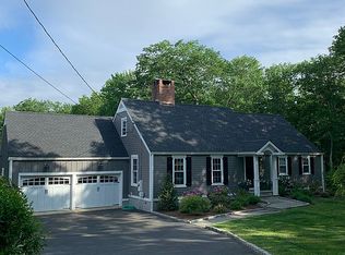 42 Beechwood Ln, Ridgefield, CT 06877