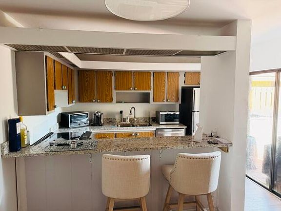 2nd image of 825 Center Street #22a