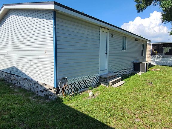 3rd image of 9035 Bayou Dr