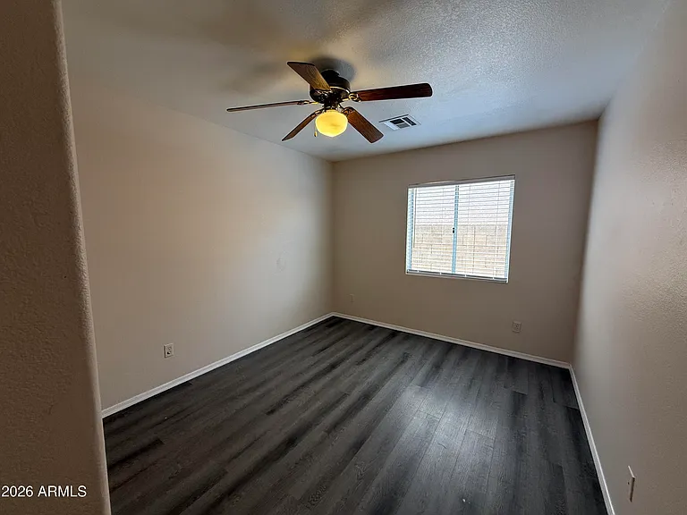 1413 W Orchid Ln — Photo 12