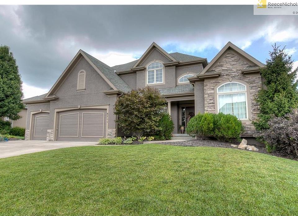 Welcome home to Hawksbury