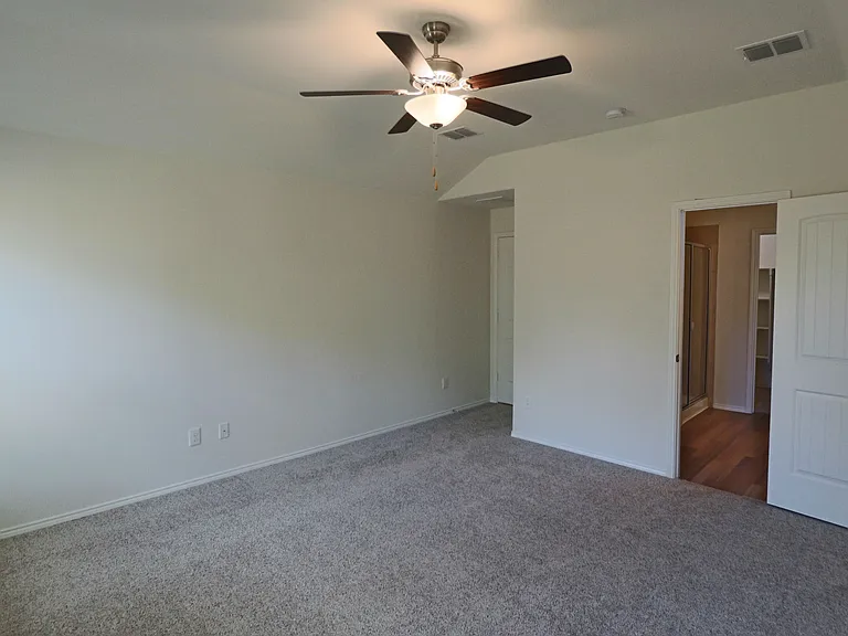 2437 Opaline Dr — Photo 16