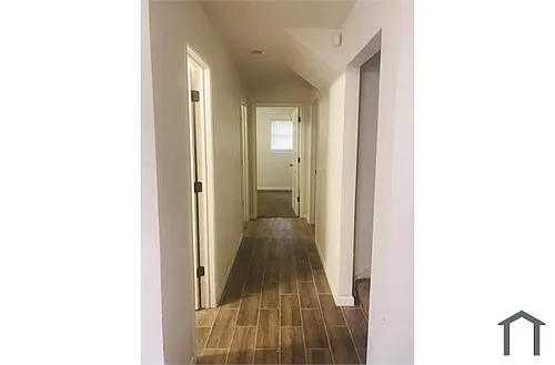 4025 Brandon St Photo 1