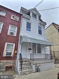 845 Muhlenberg St, Reading, PA, 19602