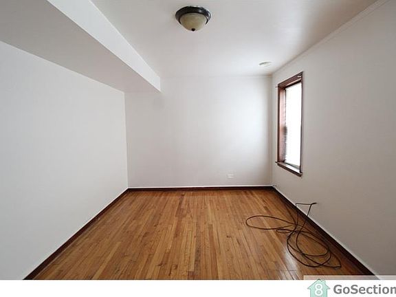 3rd image of 7234 S Campbell Ave APT 1