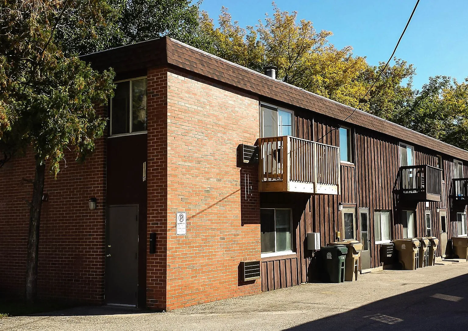1115 Spring St — Photo 1