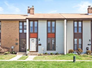 182 Canterbury Ct, East Windsor, NJ 08520